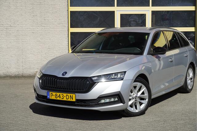 Skoda OCTAVIA Combi 1.5 e-TSI 150PK! Automaat Sport Business BJ2022 Lmv 17" | Led V+A | Dynamische knipperlichten | Pdc | App-Connect | Navi | Virtual cockpit | Dashboard verlichting | Climate control | Cruise control | Sportstoelen/stuur | Zwarte hemel