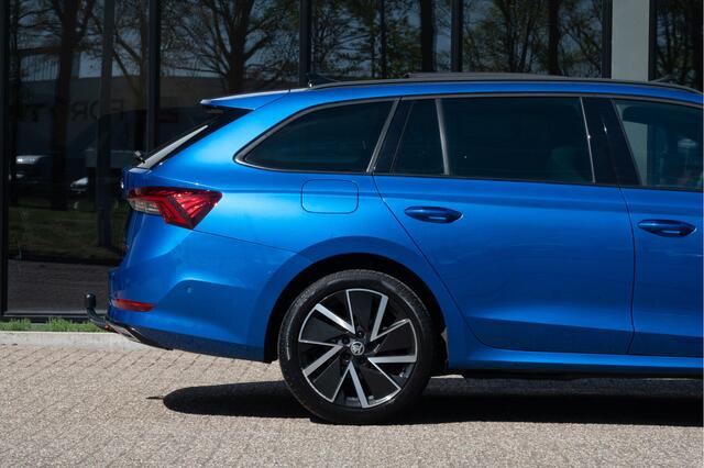 Skoda OCTAVIA Combi 1.4 TSI iV PHEV Sportline | Afn. trekhaak | Pano | HUD | Canton | 1.500kg trekgew.