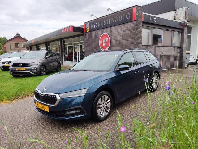 Skoda OCTAVIA COMBI 1.0 e-TSI Hybr BusEd. Navi, Dig.Displ,Camera