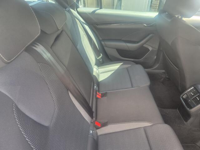 Skoda OCTAVIA Combi 1.0 eTSI Bns Edition Nap NL
