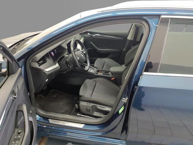 Skoda OCTAVIA Combi 1.4 TSI iV 204pk PHEV Business Edition / Navigatie / Massage / Adaptive Cruise / Wordt Verwacht