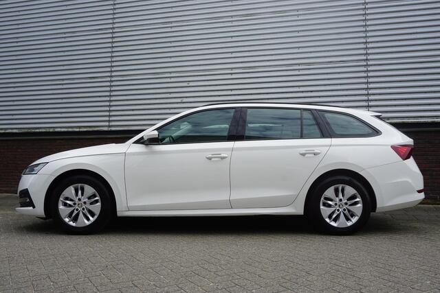 Skoda OCTAVIA Combi 1.0 TSI Business|Dealeronderhouden|Trekhaak|1eEig. Rijklaarprijs!!