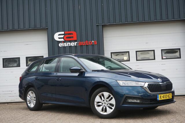 Skoda OCTAVIA Combi 1.0 e-TSI AUTOMAAT Business Edition | TREKHAAK | ACC |