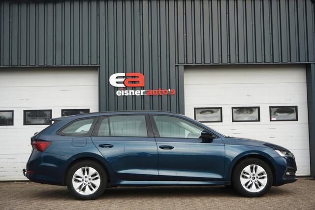 Skoda OCTAVIA Combi 1.0 e-TSI Automaat Edition | TREKHAAK | ADAPT. CRUISE | CARPLAY |