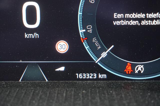 Skoda OCTAVIA Combi 1.0 e-TSI Automaat Edition | TREKHAAK | ADAPT. CRUISE | CARPLAY |
