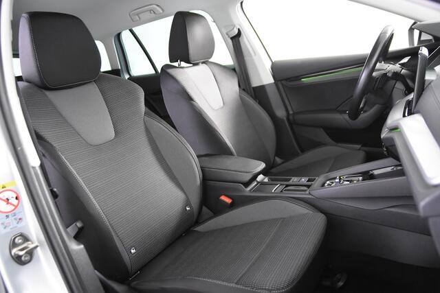 Skoda OCTAVIA Combi 1.0 e-TSI Ambition DSG *1ste eigenaar*Navigatie*Stoelverwarming*Trekhaak*