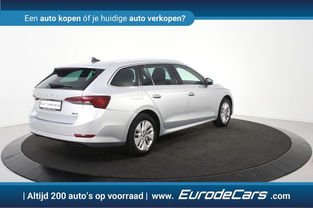 Skoda OCTAVIA Combi 1.0 e-TSI Ambition DSG *1ste eigenaar*Navigatie*Stoelverwarming*Trekhaak*