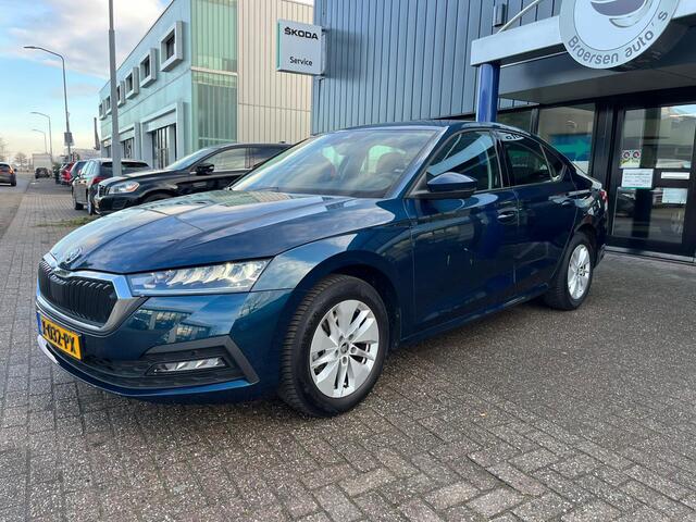 Skoda OCTAVIA 1.5 TSI Business Edition | 150PK | Automaat | Trekhaak | Navigat