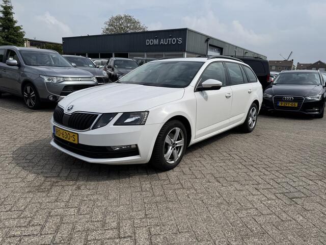 Skoda OCTAVIA Combi 1.6 TDI Greentech Ambition Business DSG Automaat | Clima | Navi | B