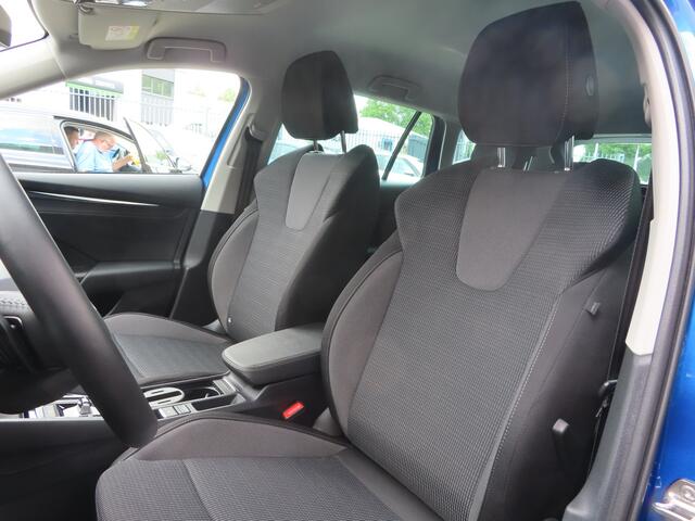Skoda OCTAVIA Combi 1.5 TSI MHEV Business Edition | trekhaak wegklapbaar |