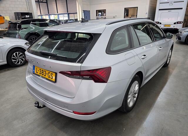 Skoda OCTAVIA Combi 1.0 TSI Business Edition ? VRC ? Carplay/Android ? Trekhaak