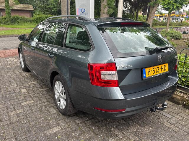 Skoda OCTAVIA Combi 1.0 TSI Greentech Business Edition