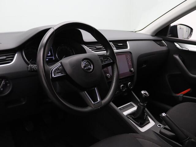 Skoda OCTAVIA Combi TSI 116pk Greentech Business Edition Cruise | Climate | Navi | Parkeersens. achter | Stoelverw.