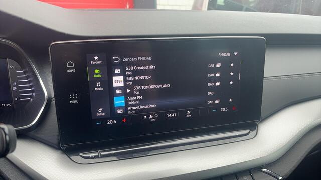 Skoda OCTAVIA Combi 1.0 e-TSI Business Edition AUTOMAAT / STUURVERW / FULL LED / CARPLAY / CLIMA / PDC / BLUETOOTH / ACC / NL-AUTO