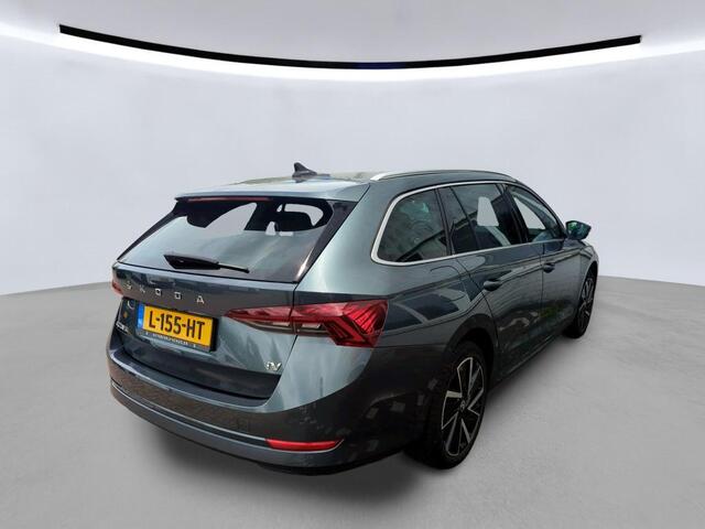 Skoda OCTAVIA Combi 1.4 TSI iV PHEV Business Edition NL-AUTO | SFEER VERLICHTING | TREKHAAK