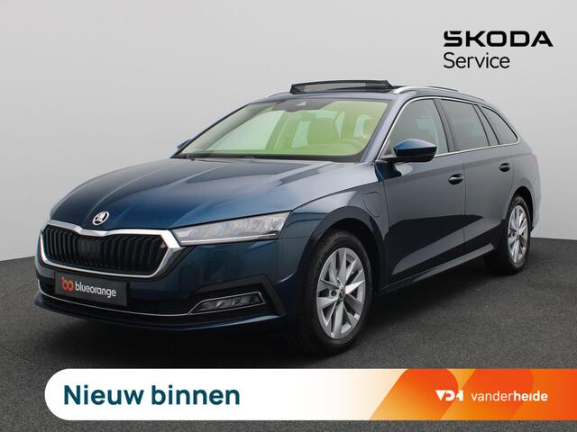 Skoda OCTAVIA Combi 1.4 TSI iV PHEV Business Edition Plus 204PK DSG SOH 97,07%, Panoramadak, Trekhaak, Head-Up Display, Memorystoel, Achteruitrijcamera, Elektr. Achterklep, 17" LM Velgen