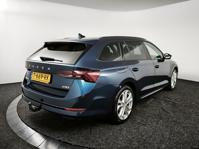 Skoda OCTAVIA Combi 1.5 e-TSI Business Edition | Stoelverwarming | Trekhaak | Navigatie | Parkeersensoren V+A |