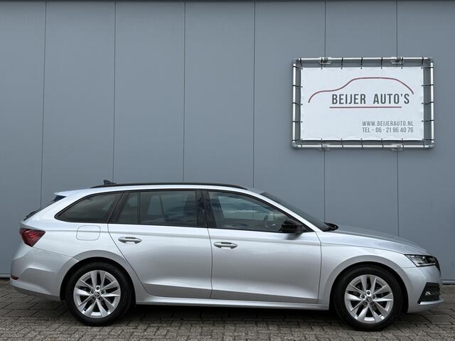 Skoda OCTAVIA Combi 1.0 e-TSI Sport Business Automaat Carplay.