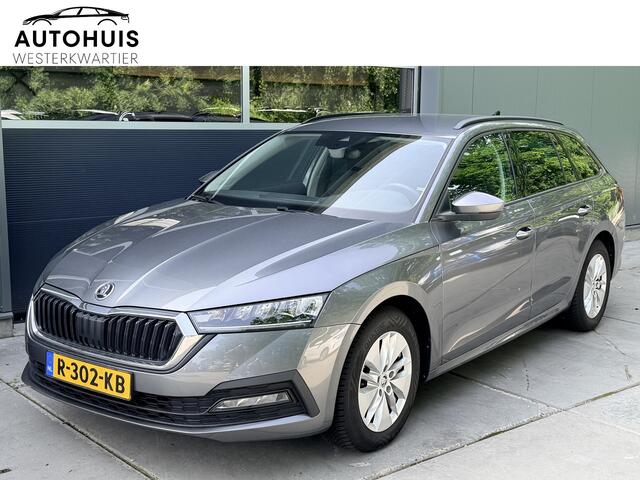 Skoda OCTAVIA Combi 1.5 e-TSI 150pk DSG Business Edition Climate Control Stoelverwarming Trekhaak 1500kg Trekgewicht! Apple Carplay Navigatie