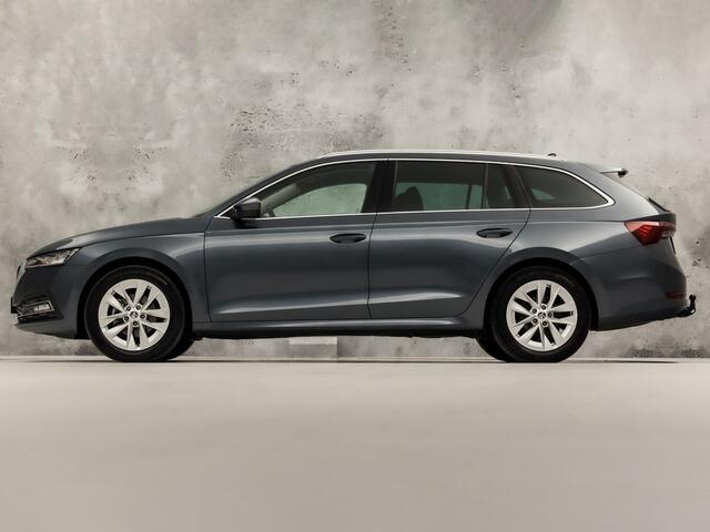 Skoda OCTAVIA Combi 1.0 e-TSI Sport Automaat (VIRTUAL COCKPIT, 1e EIGENAAR, APPLE CARPLAY, GROOT NAVI, STOELVERWARMING, SPORTSTOELEN, CAMERA, GETINT GLAS, NIEUWSTAAT)