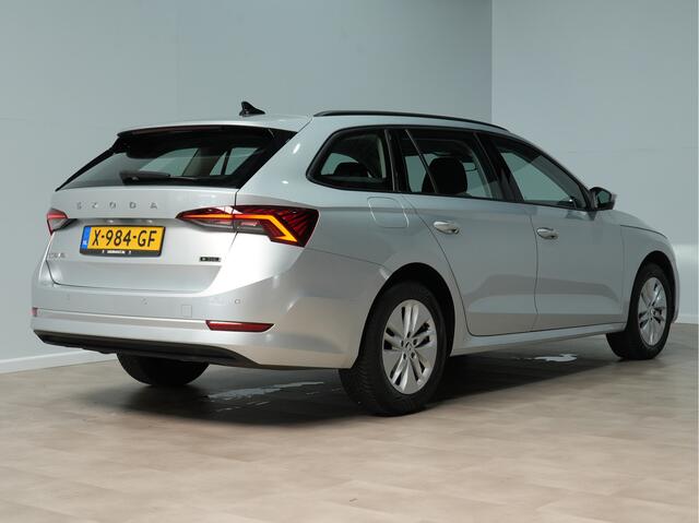 Skoda OCTAVIA Combi 1.5 e-TSI DSG Business Edition. | Full-LED | Stoelverw. | Android/Carplay 341