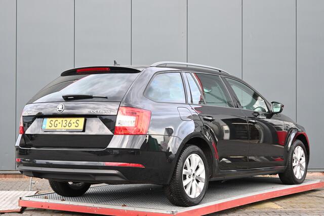 Skoda OCTAVIA Combi 1.0 TSI Greentech Ambition Business