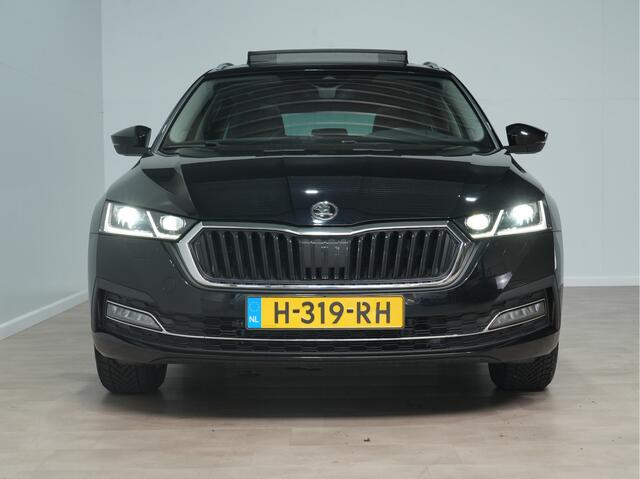 Skoda OCTAVIA Combi 1.5 b 150pk TSI First Edition Panoramadak / Trekhaak / dodehoek 284