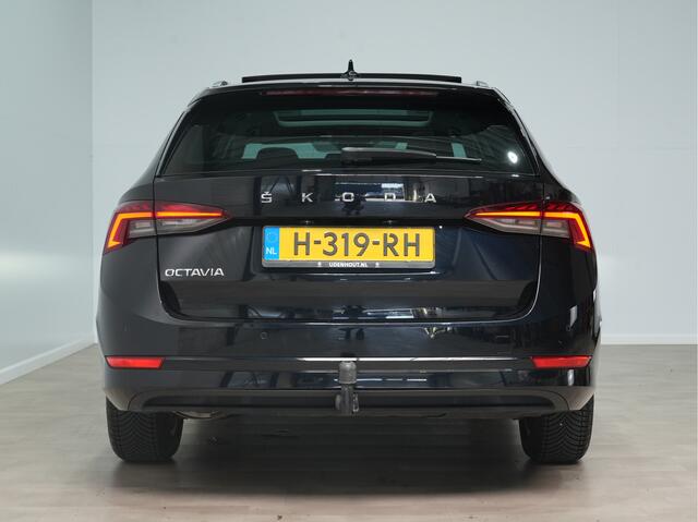 Skoda OCTAVIA Combi 1.5 b 150pk TSI First Edition Panoramadak / Trekhaak / dodehoek 284