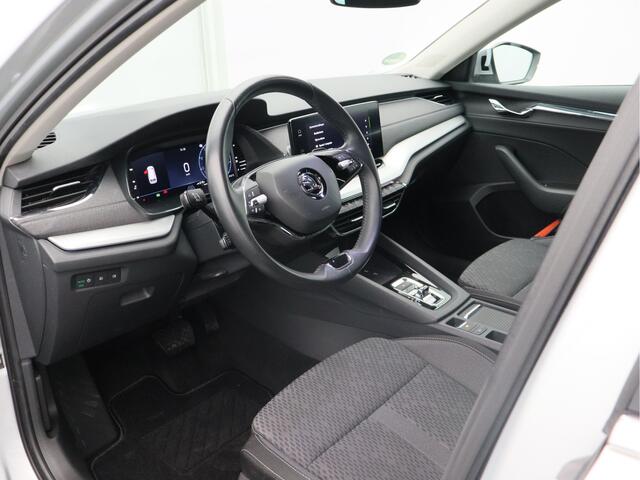 Skoda OCTAVIA Combi 1.0 e-TSI Business Edition Plus/ trekhaak!