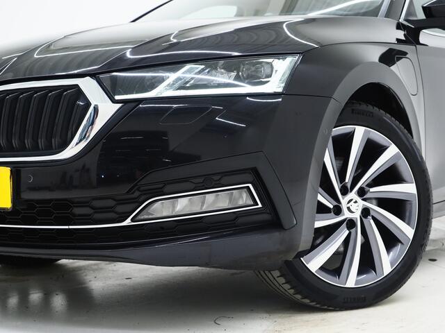 Skoda OCTAVIA Combi 1.4 TSI iV PHEV | Panoramadak | HUD | Camera | Sfeerlicht | Keyless | Adaptive Cruise | Memory