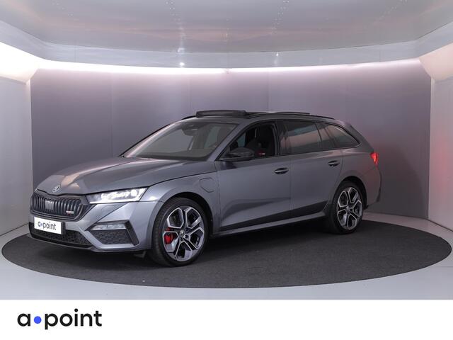 Skoda OCTAVIA Combi 1.4 TSI RS iV PHEV Business 245 pk Automaat | Navigatie | Panoramadak | Parkeersensoren | Autom. airco | Keyless | Stoelverwarming |