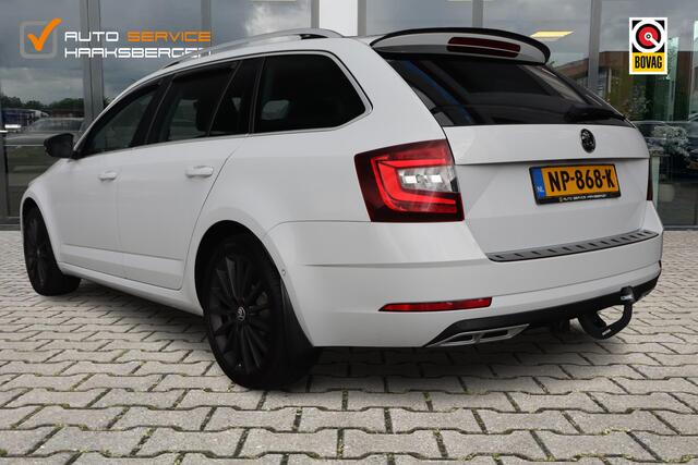 Skoda OCTAVIA Combi 1.0 TSI Greentech Style Business | Pano | Trekhaak | Winter Pakket |