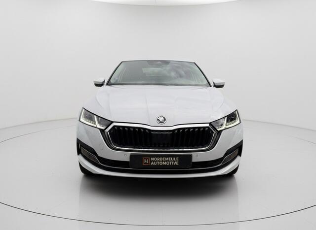 Skoda OCTAVIA 1.5 TSI FIRST EDIT. CARPLAY, STOELVW, TREKHAAK.