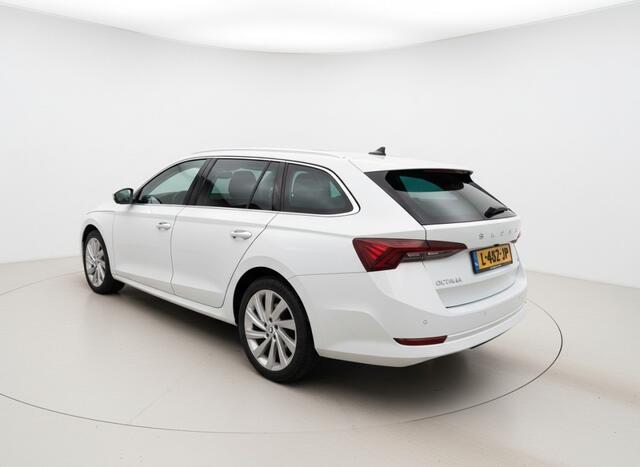 Skoda OCTAVIA 1.5 TSI FIRST EDIT. CARPLAY, STOELVW, TREKHAAK.