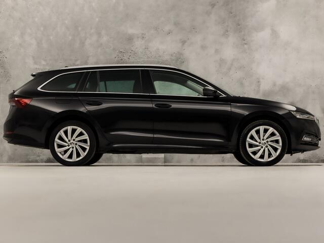 Skoda OCTAVIA Combi 1.4 TSI iV PHEV Business Edition Plus 218Pk Automaat (VIRTUAL COCKPIT, APPLE CARPLAY, GROOT NAVI, CAMERA, STOELVERWARMING, SPORTSTOELEN, GETINT GLAS, CRUISE, NIEUWE APK, NIEUWSTAAT)