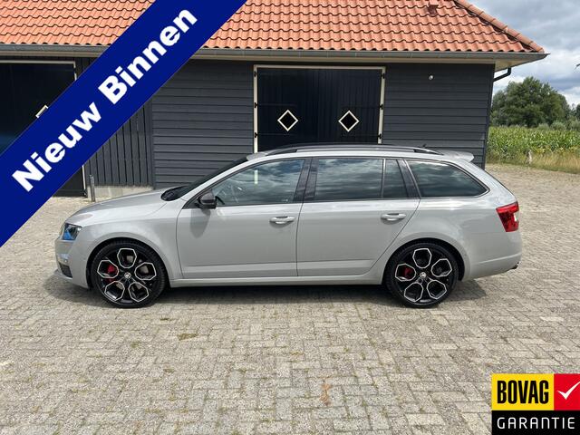Skoda OCTAVIA Combi 2.0 TSI RS 230 Business Clima Cruise Pdc Navi App Trekhaak Pdc Nap