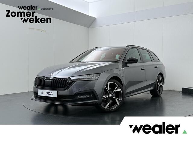 Skoda OCTAVIA Combi 1.4 TSI iV PHEV Sportline Business | 204 PK | SoH 100% | Adaptive Cruise Control | Achteruitrijcamera | Head-up display | Keyless Entry | Stoelverwarming |