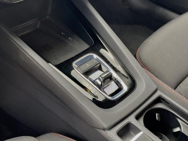 Skoda OCTAVIA Combi 1.4 TSI AUT6 RS iV PHEV LEDER NAVI DIGI-DASH APPLE-CARPLAY LED LMV PDC