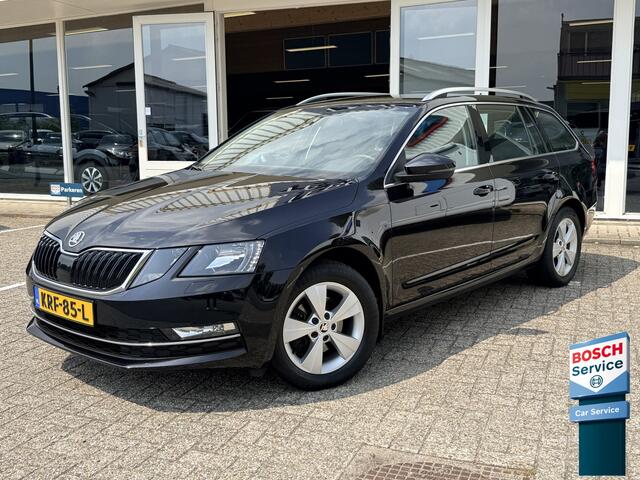 Skoda OCTAVIA Combi 1.5 TSI Style 150pk DSG | Trekhaak | Apple/Android | Adapt. Cruise | Stoelverwarming | PDC | ECC