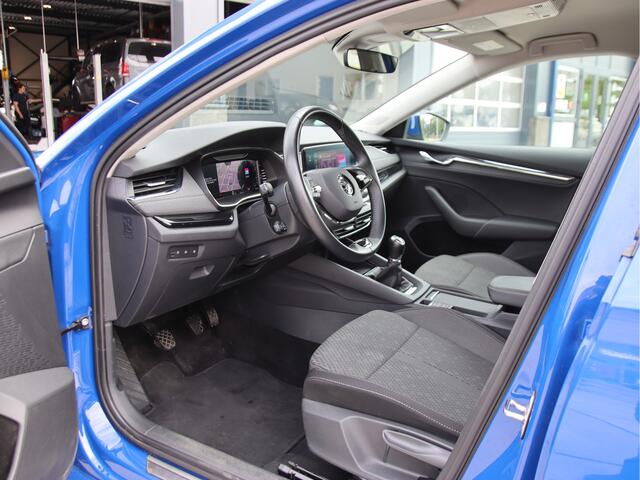 Skoda OCTAVIA Combi 1.5 e-TSI Style Business FULL LED, Trekhaak, Stoelvw, Digital Zomeractie!