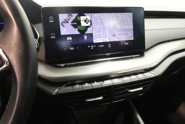 Skoda OCTAVIA Combi 1.0 TSI Business Edition | Camera | Navigatie | Key-less | Cruise control | Elek Achterklep | Lichtmetaal |