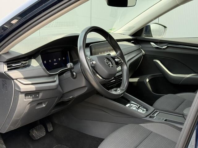 Skoda OCTAVIA Combi 1.4 TSI iV Business Carplay Plug-in stoelverw.