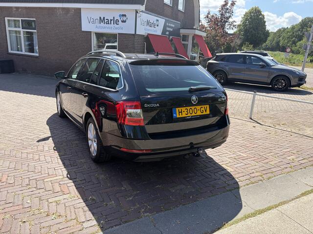 Skoda OCTAVIA Combi 1.0 TSI Greentech Business Edition TREKHAAK STOELVERWARMING PDC
