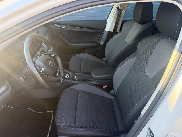 Skoda OCTAVIA Combi 1.4 TSI iV PHEV Sportline Bj 2022,Navi,18inch,Cruise,Pdc 204pk