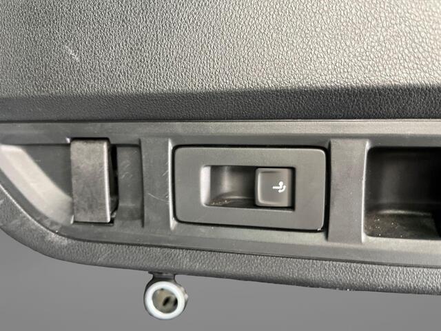 Skoda OCTAVIA Combi 1.4 TSI RS iV PHEV 245pk DSG Business · Camera · Inklap. Trekhaak · Head-Up Display · Elek. Stoelen + Geheugen & Massage · Stuur- & Stoelverwarming ·