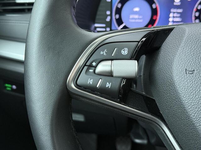 Skoda OCTAVIA Combi 1.5 TSI Edition | 115 PK | Trekhaak wegklapbaar | Cruise control | Climate control | Parkeersensoren | Stoelverwarming | Apple Carplay/Android Auto |