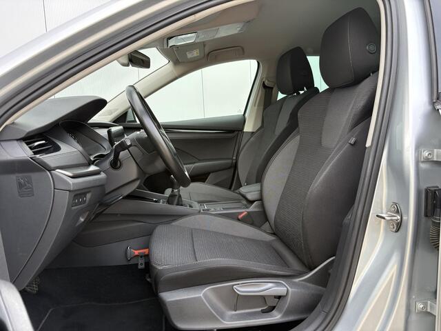 Skoda OCTAVIA 1.5 e-TSI Sport Business / All-season banden / Trekhaak 1300 kg geremd / Apple Carplay/Android Auto / Navigatie via carplay / Cruise control / Volledig Dealer onderhouden /
