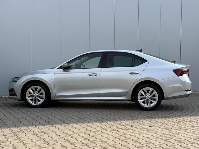 Skoda OCTAVIA 1.5 e-TSI Sport Business / All-season banden / Trekhaak 1300 kg geremd / Apple Carplay/Android Auto / Navigatie via carplay / Cruise control / Volledig Dealer onderhouden /