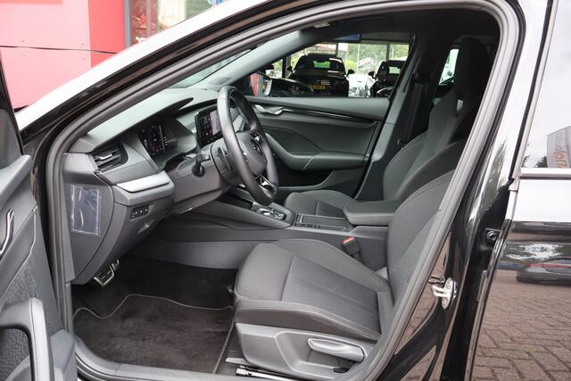 Skoda OCTAVIA Combi 1.0 e-TSI Sport Business | Virtual Cockpit | Origineel NL | Sport Stoelen | Black Optic |