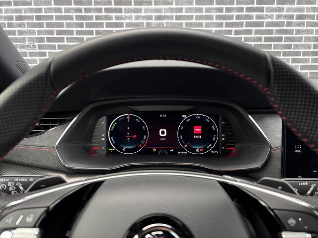 Skoda OCTAVIA Combi 1.4 TSI RS iV PHEV Business | Achteruitrijcamera | Parkeersensoren | Keyless Entry | Elektrische Achterklep | Stoelverwarming voor en achter | Matrix-LED Koplampen | Navigatie | Virtual Cockpit | Plug-in Hybrid